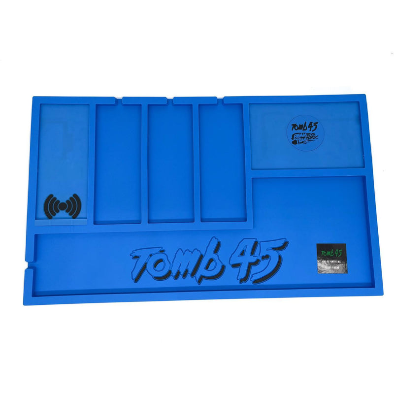 Tomb 45 Powered Wireless Charging Organizing Station Mat – Blue